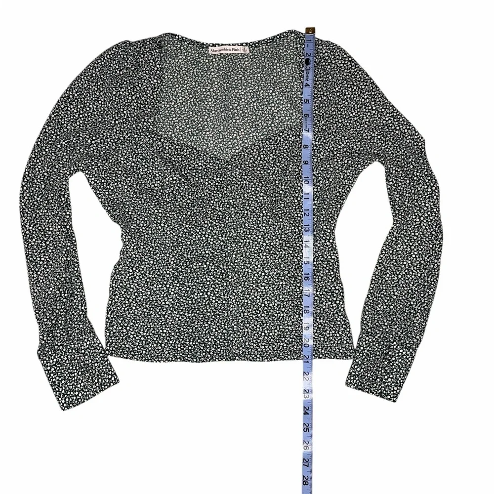 Abercrombie & Fitch Floral Long Sleeve Blouse Small Smocked Cottagecore Green